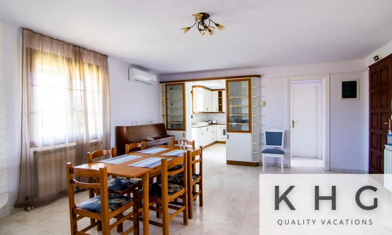 Apartment Superior Boutique Studios! #3 Svoronata Greece