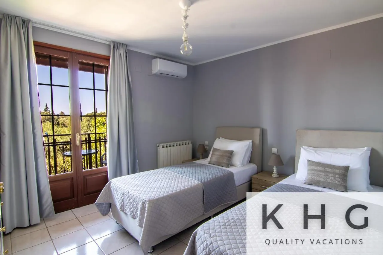 Apartment Superior Boutique Studios! #3 Svoronata